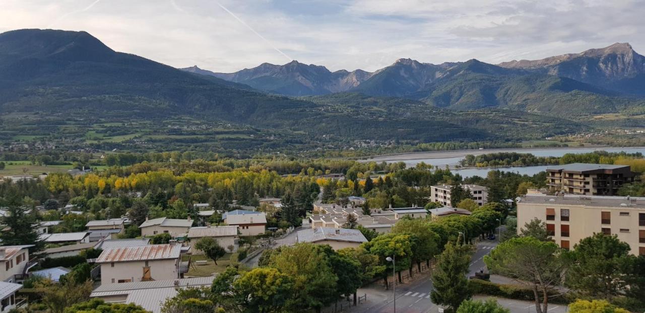 Appartement Plan D'Eau Vue Panoramique Embrun Exterior photo